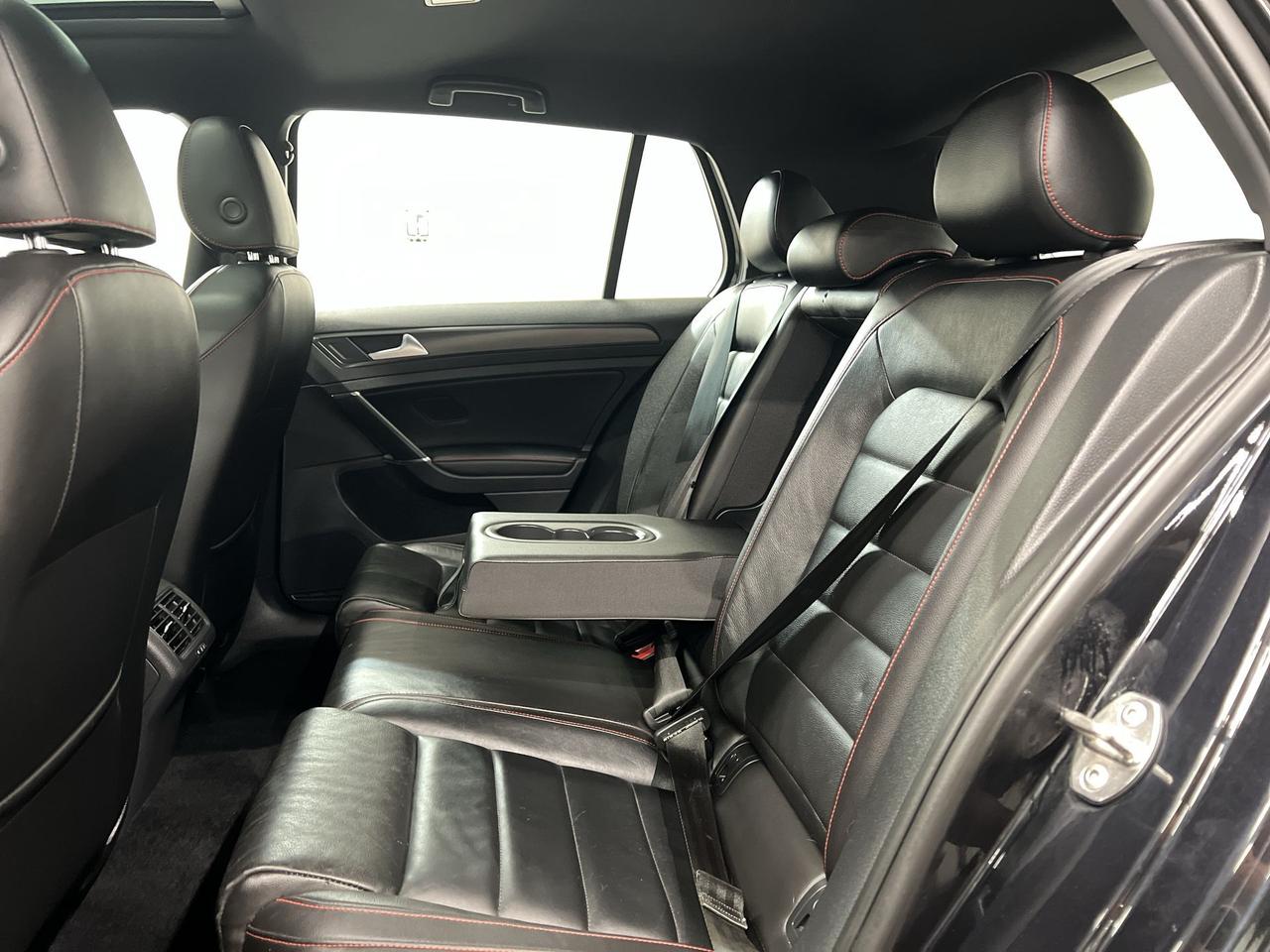 2018 Volkswagen Golf GTI AUTOBAHN | 220HP | HTD LEATHER |SUNROOF | CARPLAY Photo