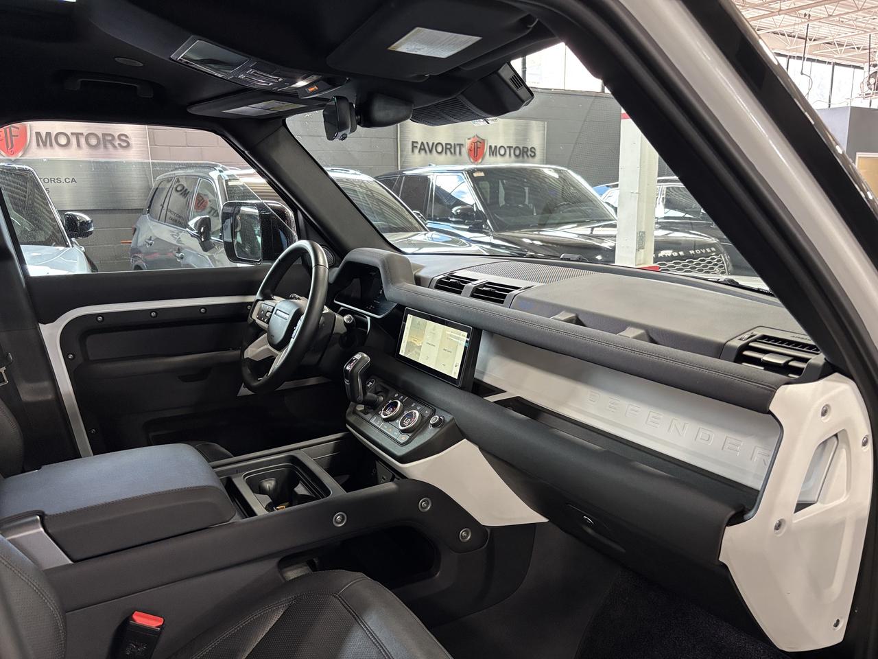 2023 Land Rover Defender 110 SE P400|AWD|CLUSTERNAV|MERIDIAN|3DCAM|LEATHER| Photo