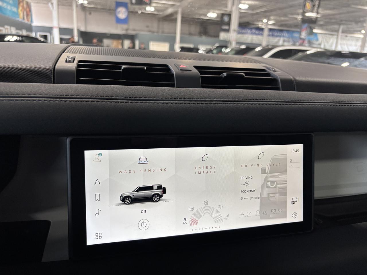 2023 Land Rover Defender 110 SE P400|AWD|CLUSTERNAV|MERIDIAN|3DCAM|LEATHER| Photo