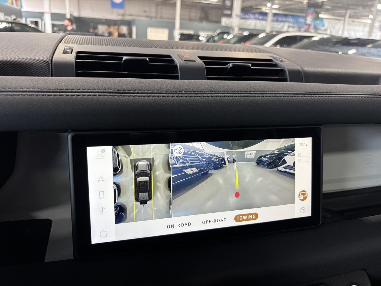 2023 Land Rover Defender 110 SE P400|AWD|CLUSTERNAV|MERIDIAN|3DCAM|LEATHER| Photo