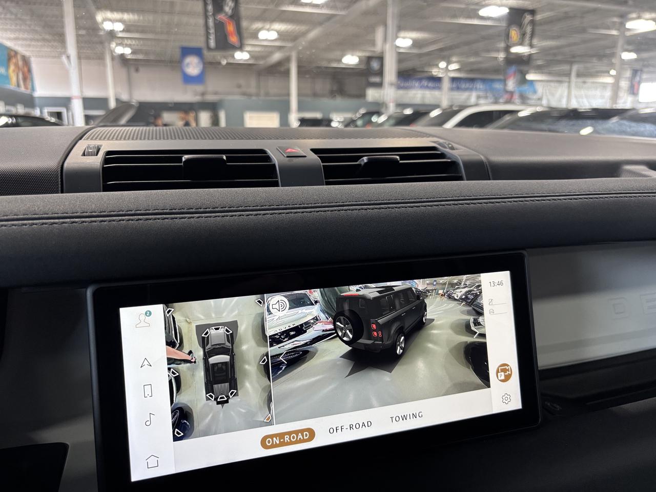2023 Land Rover Defender 110 SE P400|AWD|CLUSTERNAV|MERIDIAN|3DCAM|LEATHER| Photo