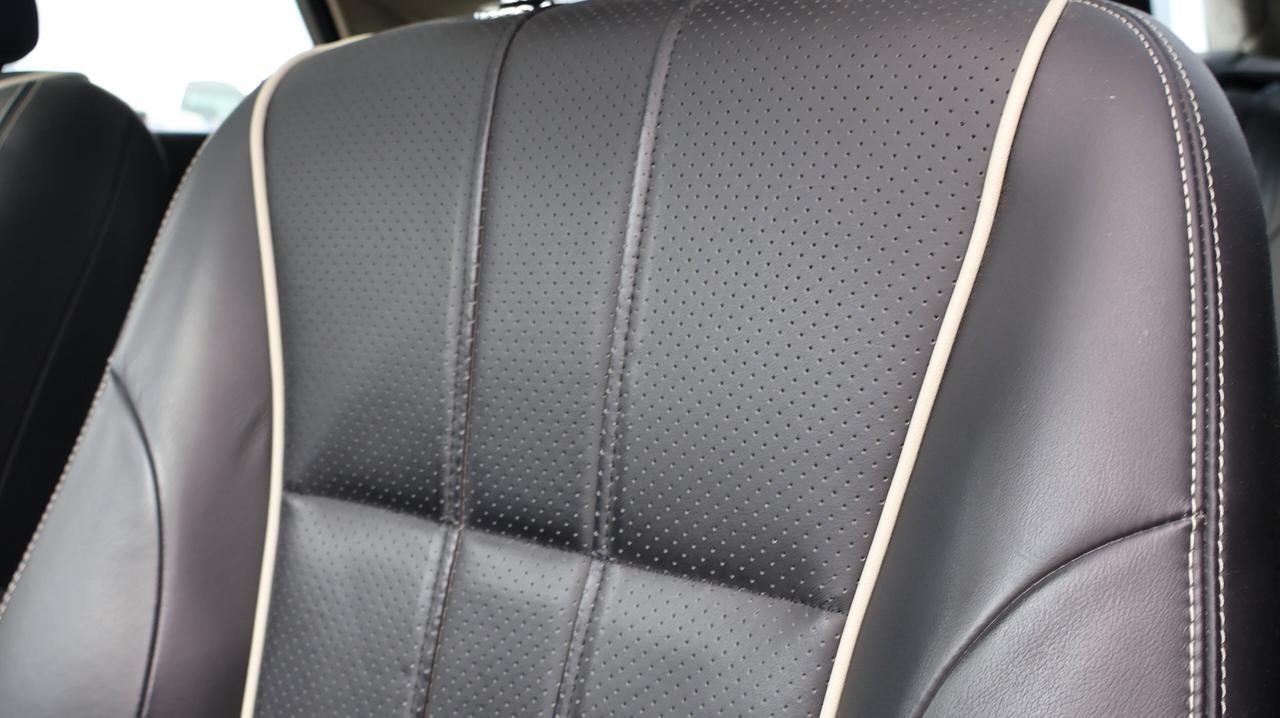 2011 Jaguar XJ XJL | | Moonroof | Photo