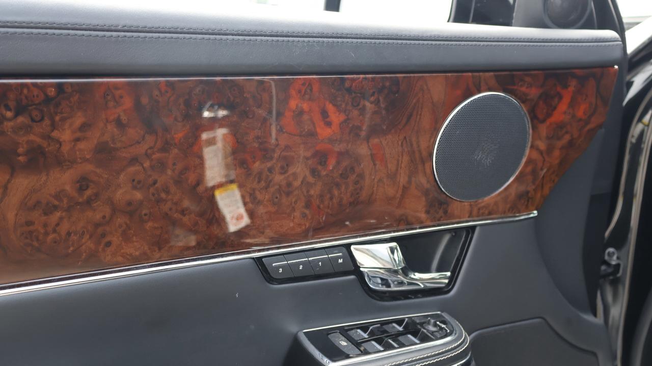 2011 Jaguar XJ XJL | | Moonroof | Photo