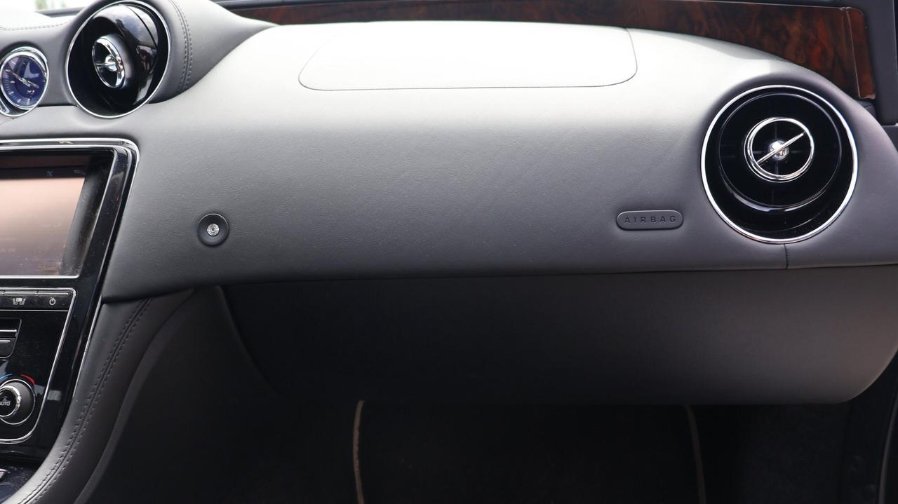 2011 Jaguar XJ XJL | | Moonroof | Photo
