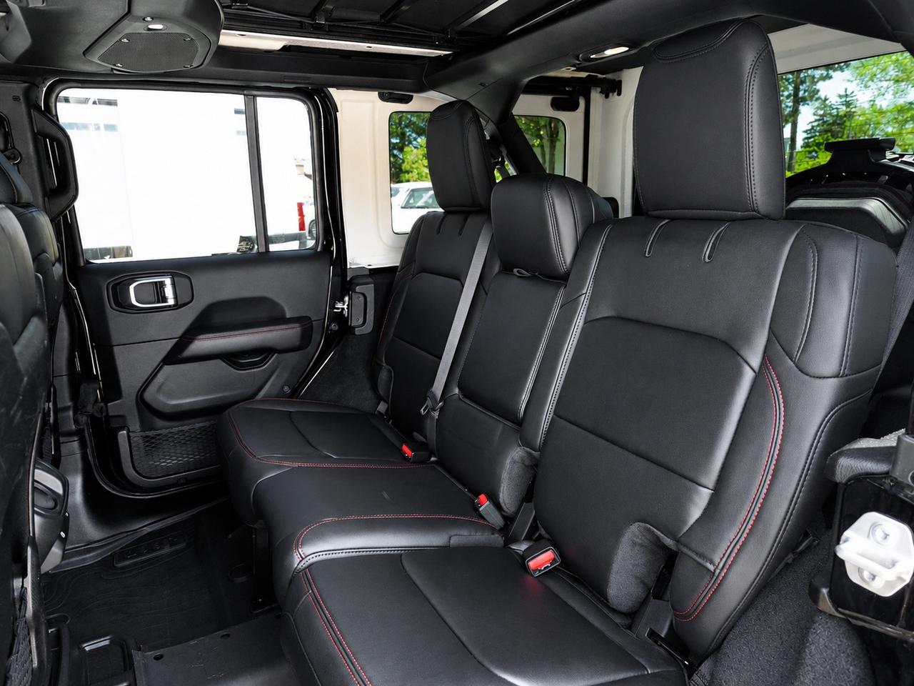 2024 Jeep Wrangler Rubicon X | SkyTop | 4.88 Axle | Warn Winch | 4X4 Photo