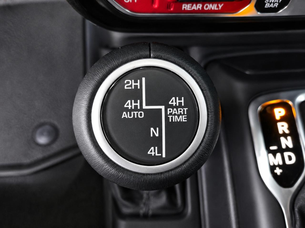 2024 Jeep Wrangler Rubicon X | SkyTop | 4.88 Axle | Warn Winch | 4X4 Photo