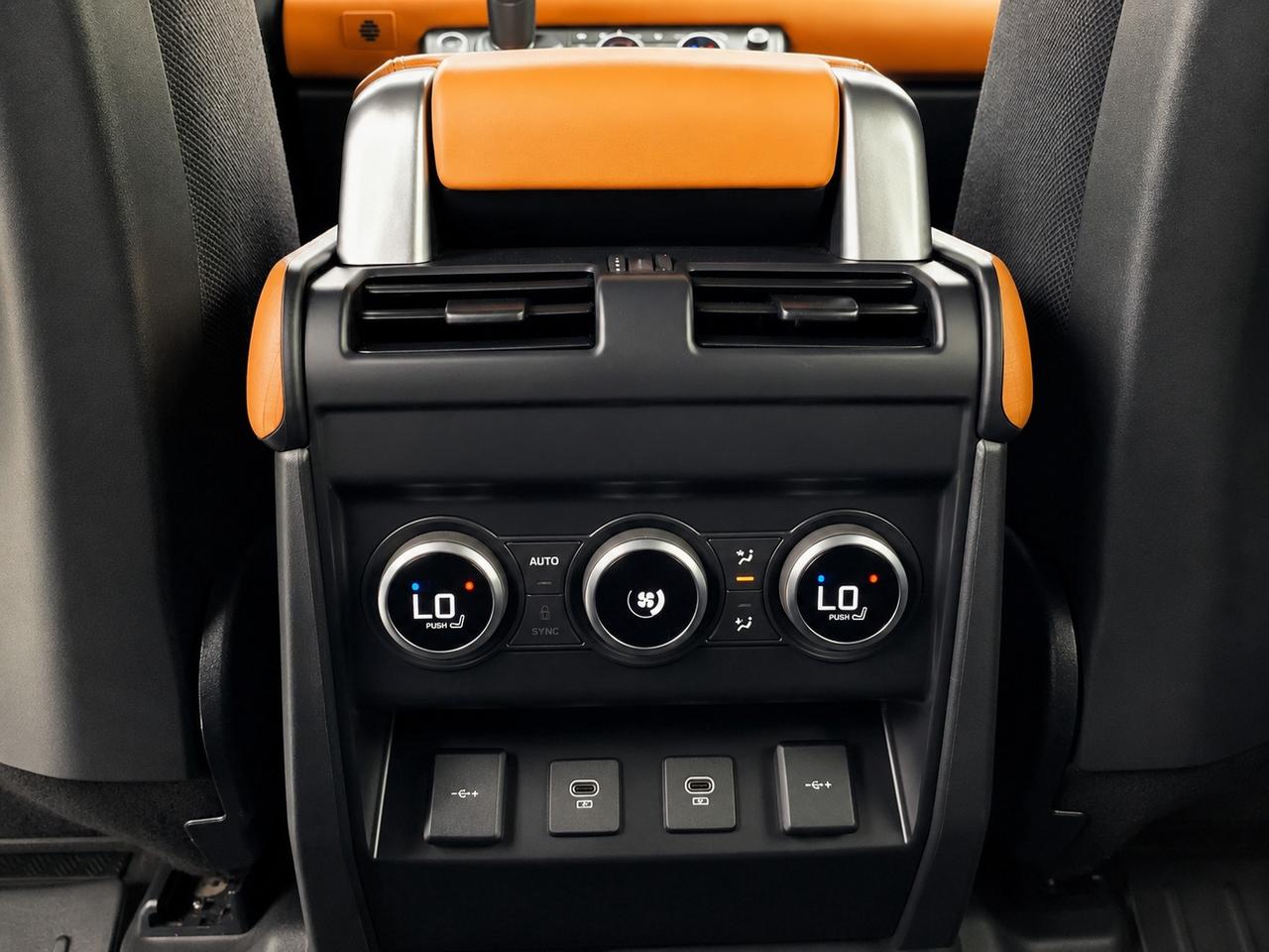 2022 Land Rover Defender 110 X |Vented Suede |Meridian Sound |Panoroof |AWD Photo