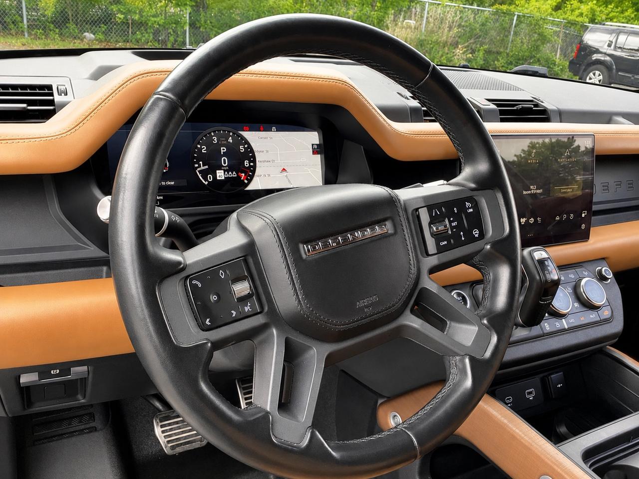 2022 Land Rover Defender 110 X |Vented Suede |Meridian Sound |Panoroof |AWD Photo