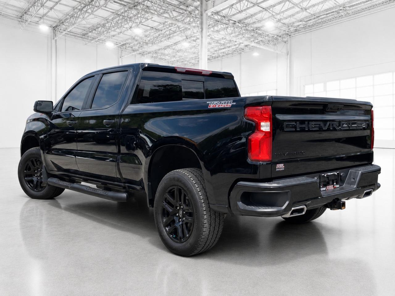 2022 Chevrolet Silverado 1500 Trailboss |Dark Pkg |Leather |Sunroof |Bose |4X4 Photo3