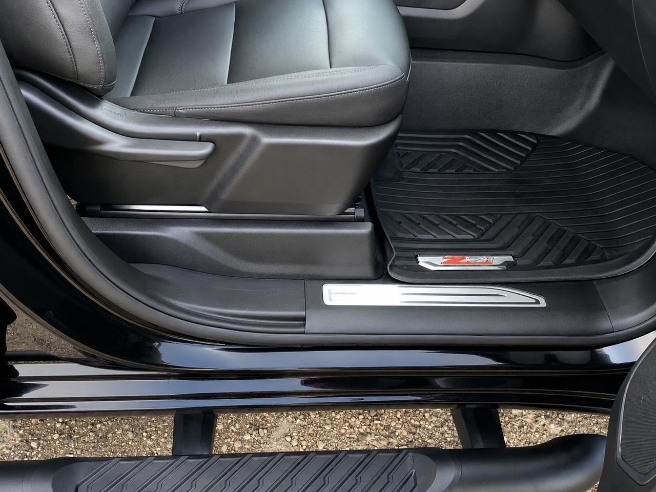 2022 Chevrolet Silverado 1500 Trailboss |Dark Pkg |Leather |Sunroof |Bose |4X4 Photo