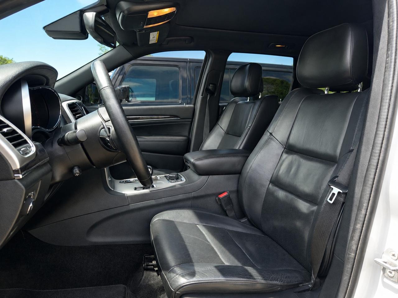 2015 Jeep Grand Cherokee Overland | AS IS | 4X4 Photo