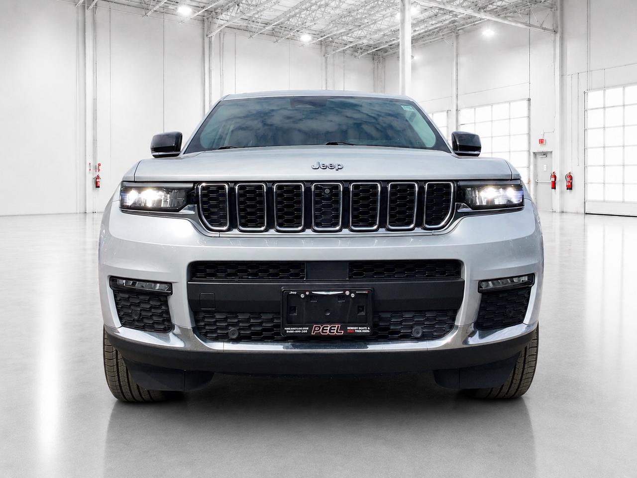 2021 Jeep Grand Cherokee L Limited | Lux Tech II | Panoroof | Tow Pkg | 4X4 Photo