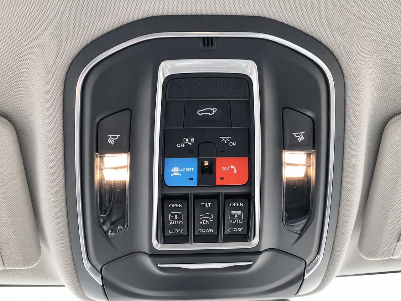 2021 Jeep Grand Cherokee L Limited | Lux Tech II | Panoroof | Tow Pkg | 4X4 Photo