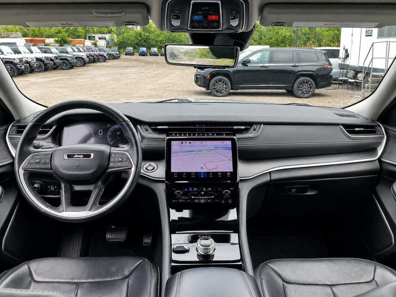 2021 Jeep Grand Cherokee L Limited | Lux Tech II | Panoroof | Tow Pkg | 4X4 Photo