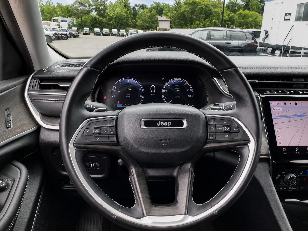 2021 Jeep Grand Cherokee L Limited | Lux Tech II | Panoroof | Tow Pkg | 4X4 Photo