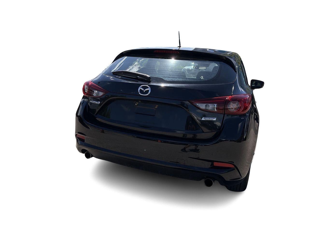 2018 Mazda MAZDA3 Sport GS CLEAN CARFAX | BLIND SPOT MONITOR | HEATED STEE Photo