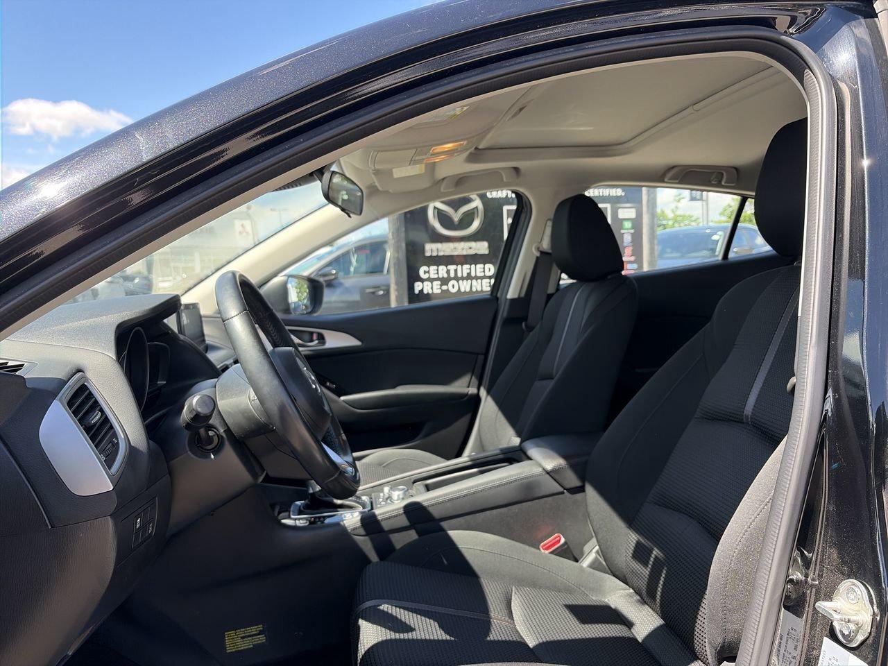 2018 Mazda MAZDA3 Sport GS CLEAN CARFAX | BLIND SPOT MONITOR | HEATED STEE Photo