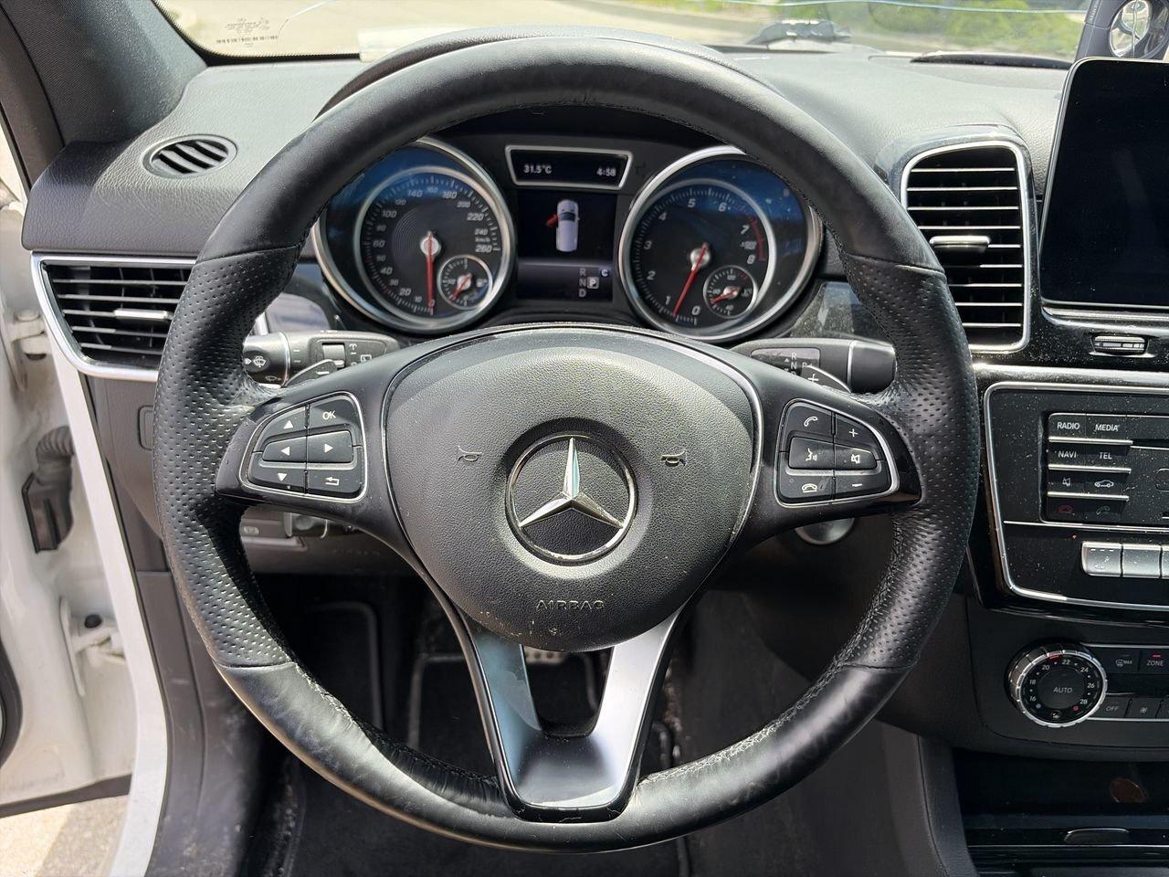 2018 Mercedes-Benz G-Class 4MATIC Clean Carfax | Blind Spot Monitor | Back Up Photo