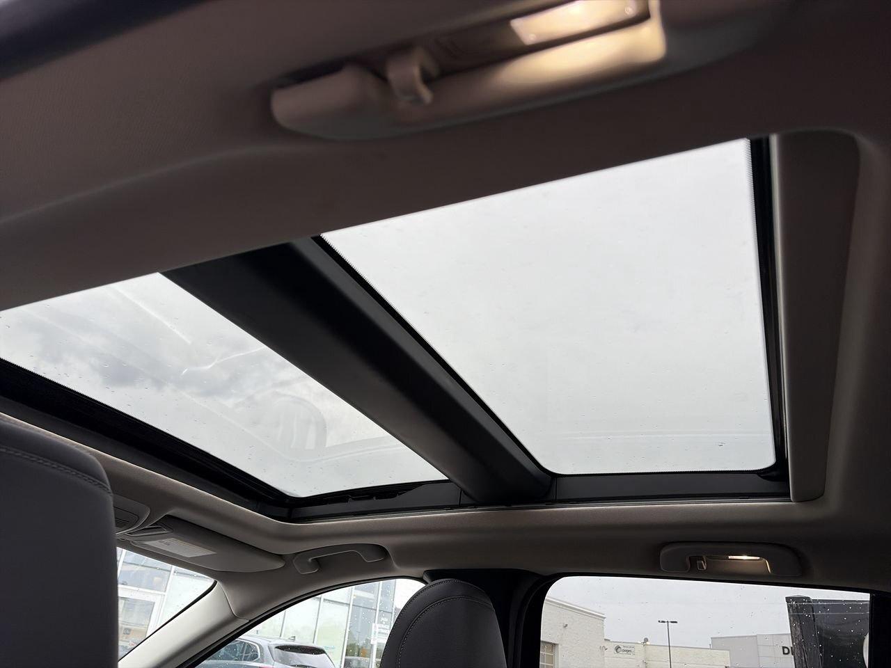 2024 Mazda CX-50 GS-L CPO ELIGIBLE | 360 CAMERA | HEAD UP DISPLAY Photo
