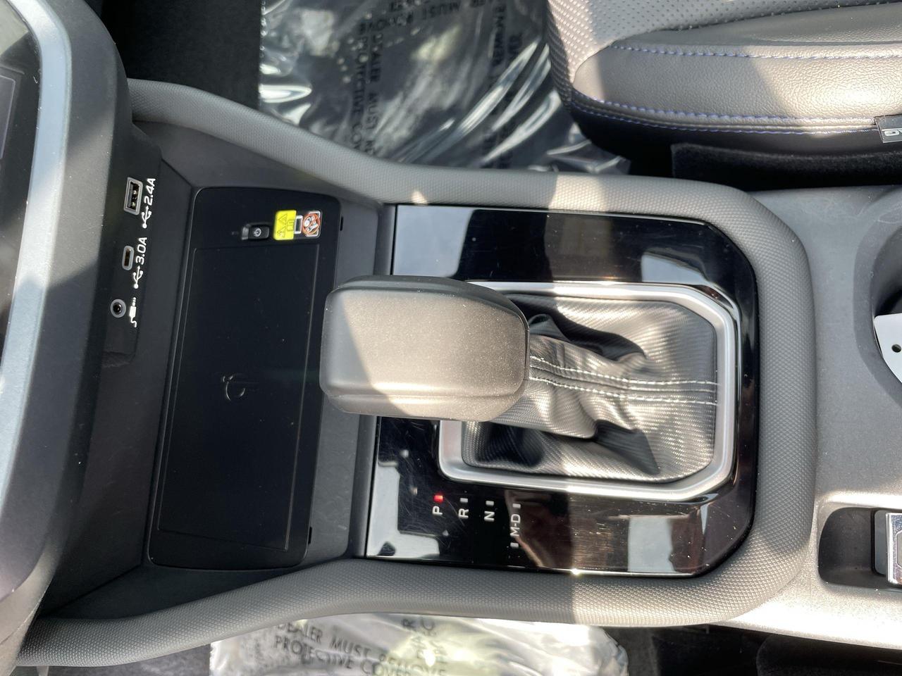 2025 Subaru Forester Limited LEATHER, PANO.ROOF, NAVI, HARMAN KARDON, E Photo