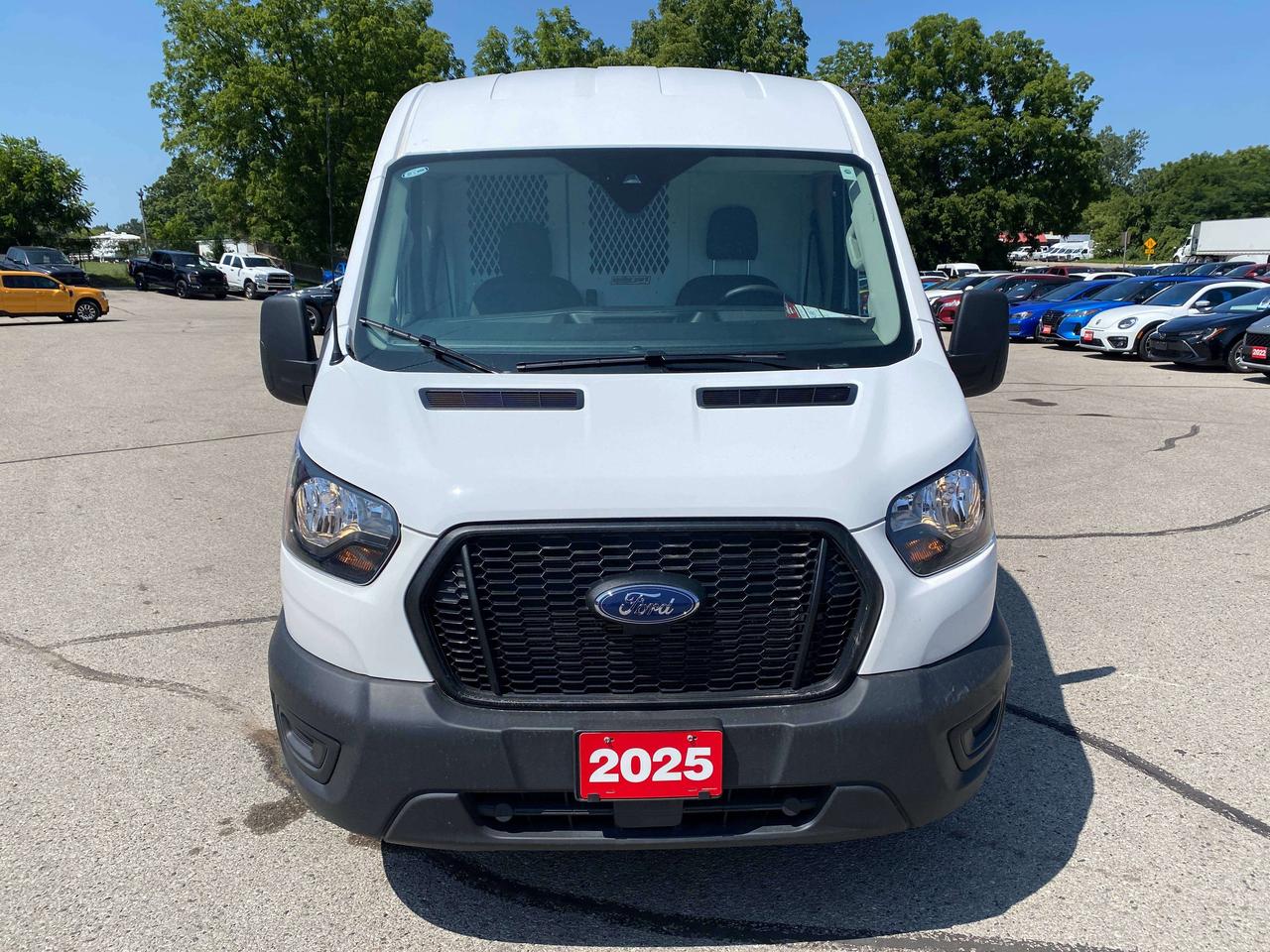 2025 Ford Transit Cargo Van T-250 148" MEDIUM ROOF, BACK UP CAM, CLEAN CARFAX! - Photo #3