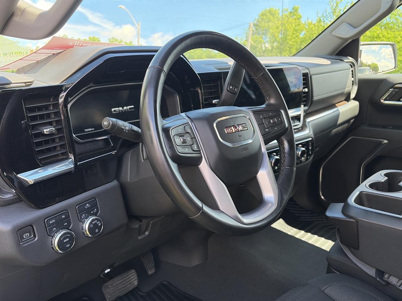 2023 GMC Sierra 1500 SLE, CLEAN CARFAX, 5.5 FT BOX, FACTORY WARRANTY! - Photo #8