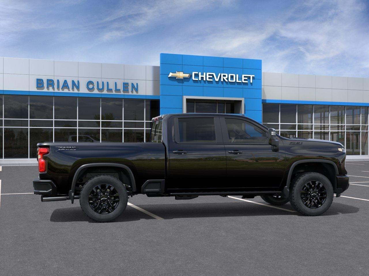 2026 Chevrolet Silverado 2500 HD LT 4WD Crew Cab Standard Box LT Photo4