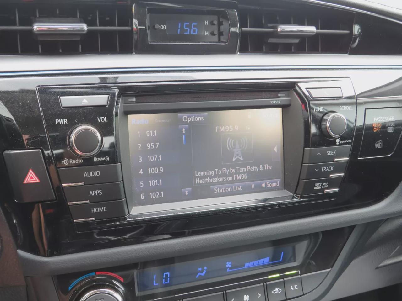 2016 Toyota Corolla CE Photo