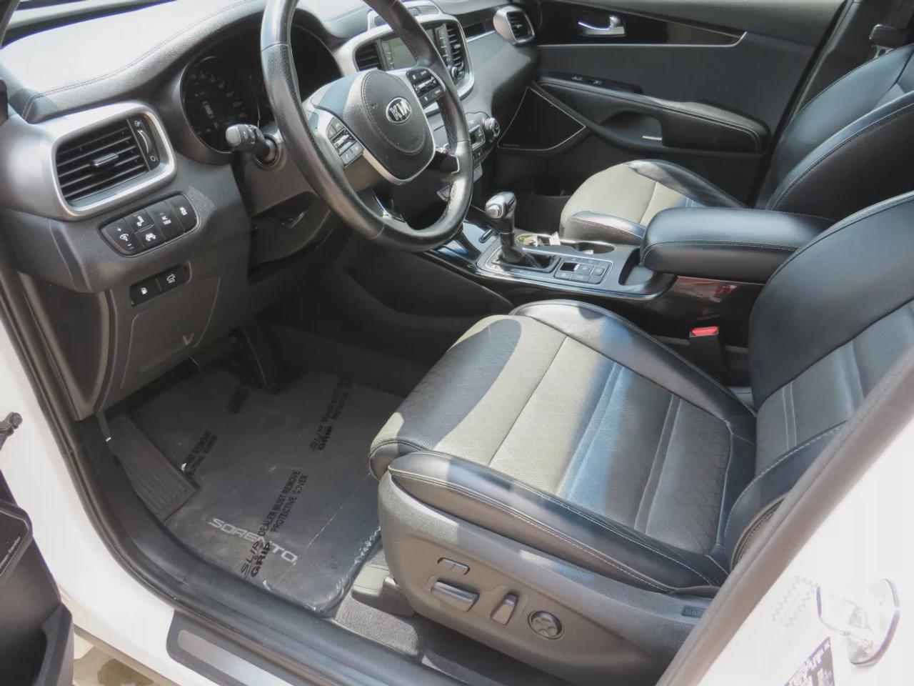 2019 Kia Sorento SX Photo