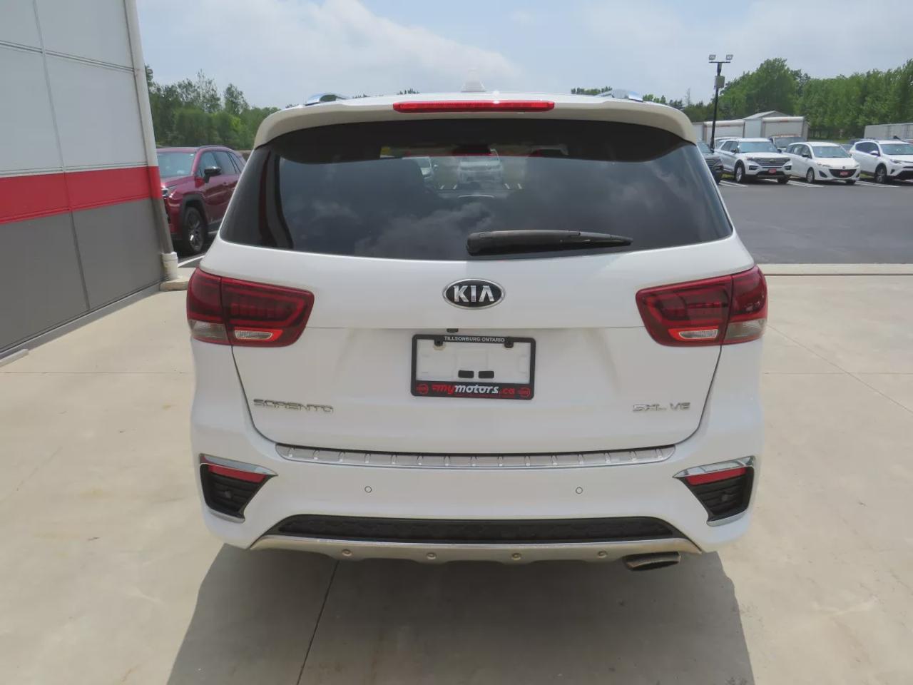 2019 Kia Sorento SX Photo