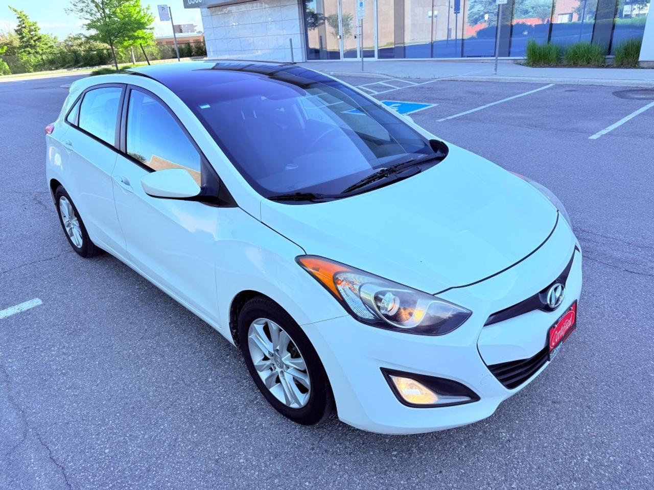 2013 Hyundai Elantra GT 5dr Hatchback  GLS *Ltd Avail* Photo