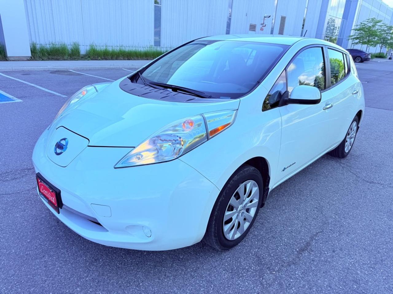 Used 2015 Nissan Leaf S 4dr Hatchback Automatic for sale in Mississauga, ON
