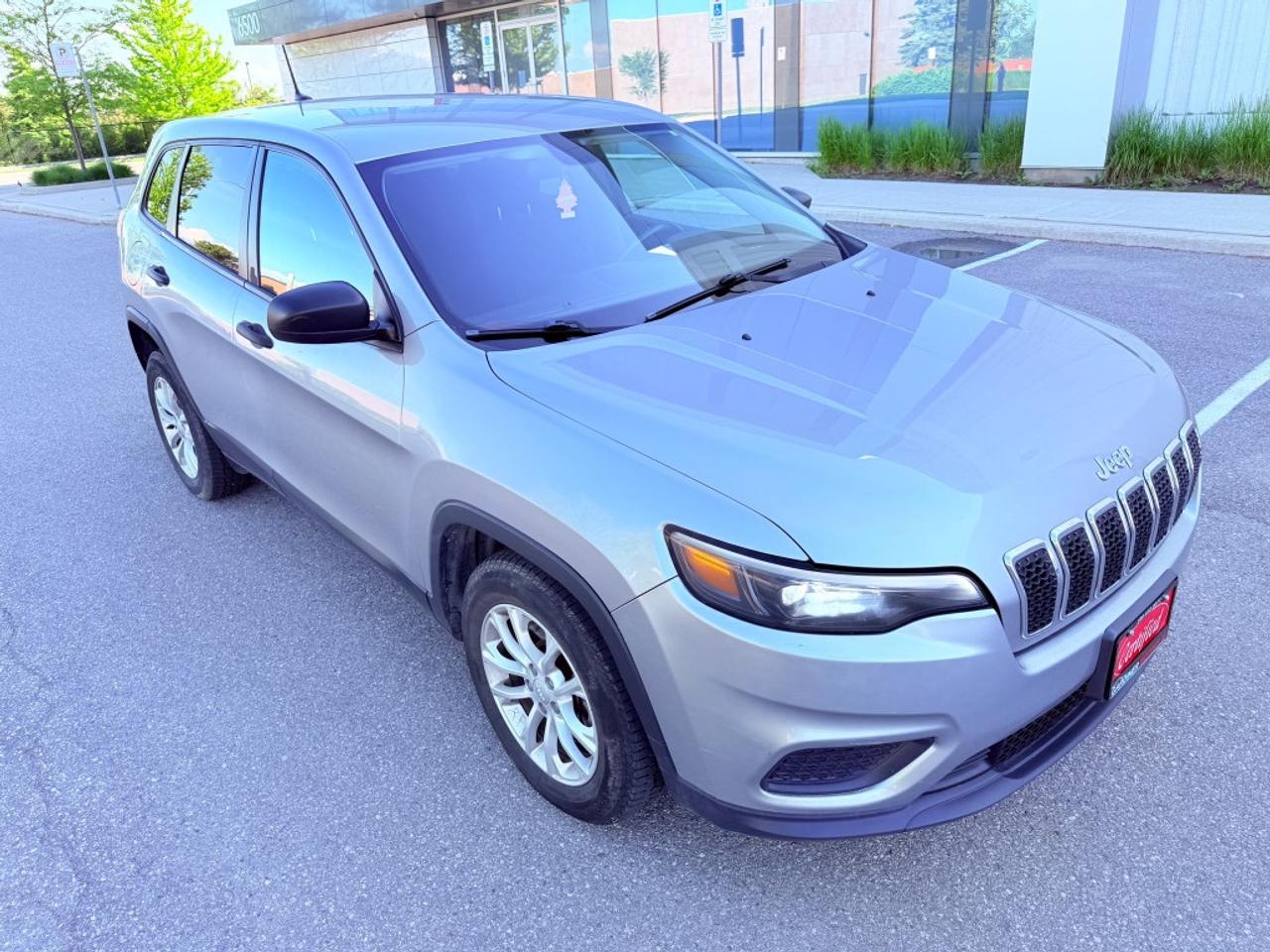 2019 Jeep Cherokee Sport Front-wheel Drive Photo