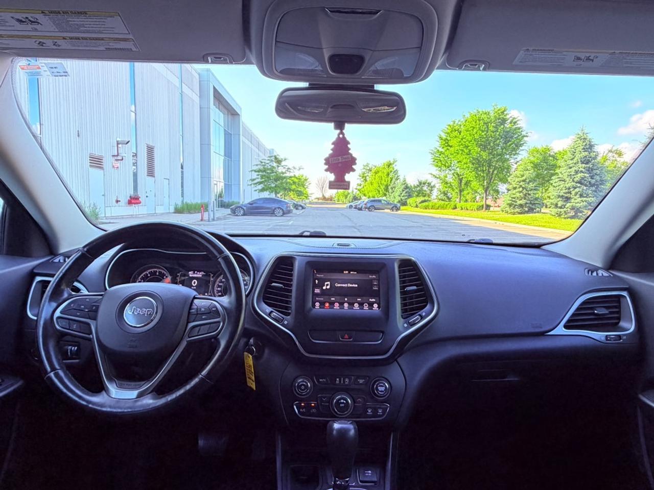 2019 Jeep Cherokee Sport Front-wheel Drive Photo