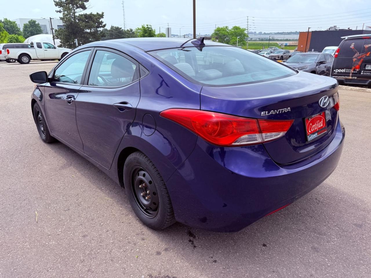 2013 Hyundai Elantra GLS 4dr Sedan (1.8L 4cyl 6M) Photo