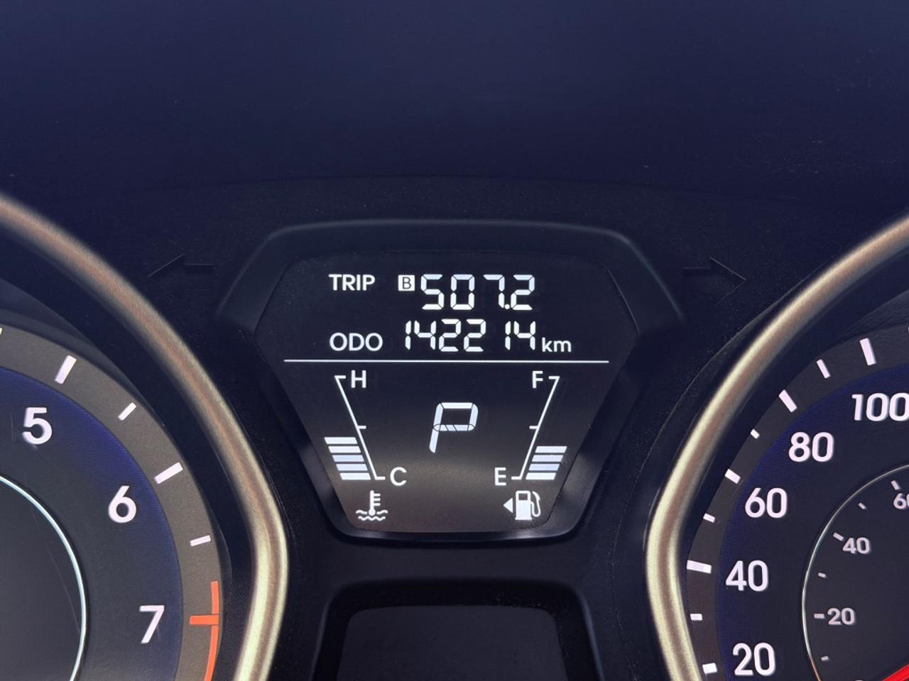 2013 Hyundai Elantra GLS 4dr Sedan (1.8L 4cyl 6M) Photo