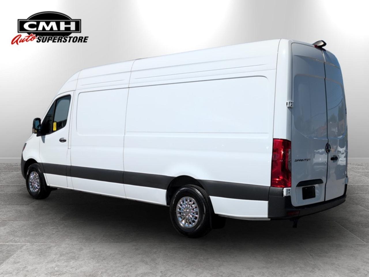 2025 Mercedes-Benz Sprinter Cargo Van Cargo HR 170 WB  *DIESEL* Photo2