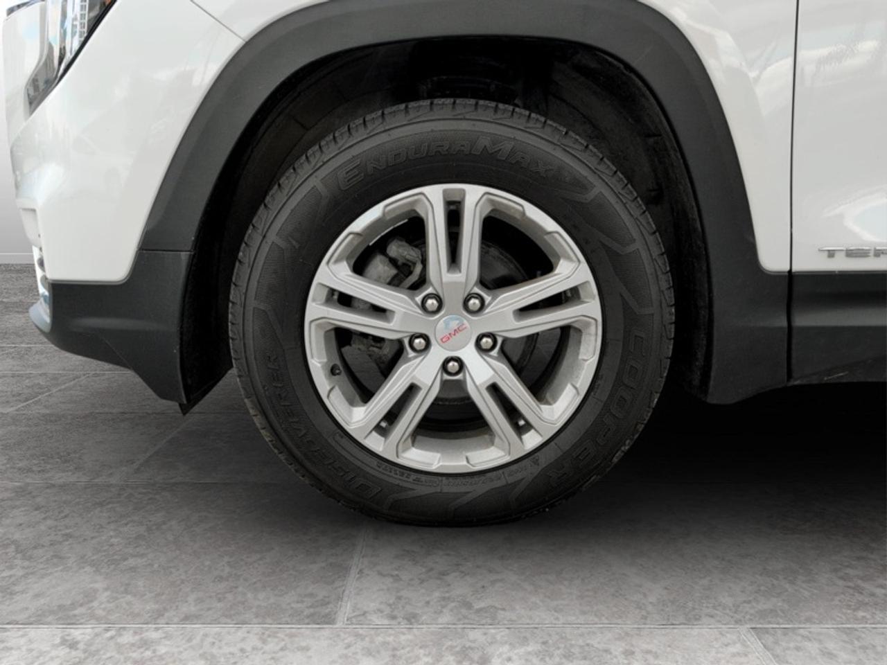 2023 GMC Terrain SLE Photo