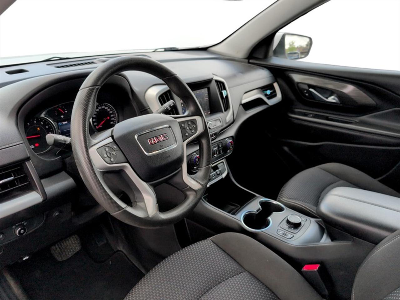 2023 GMC Terrain SLE Photo