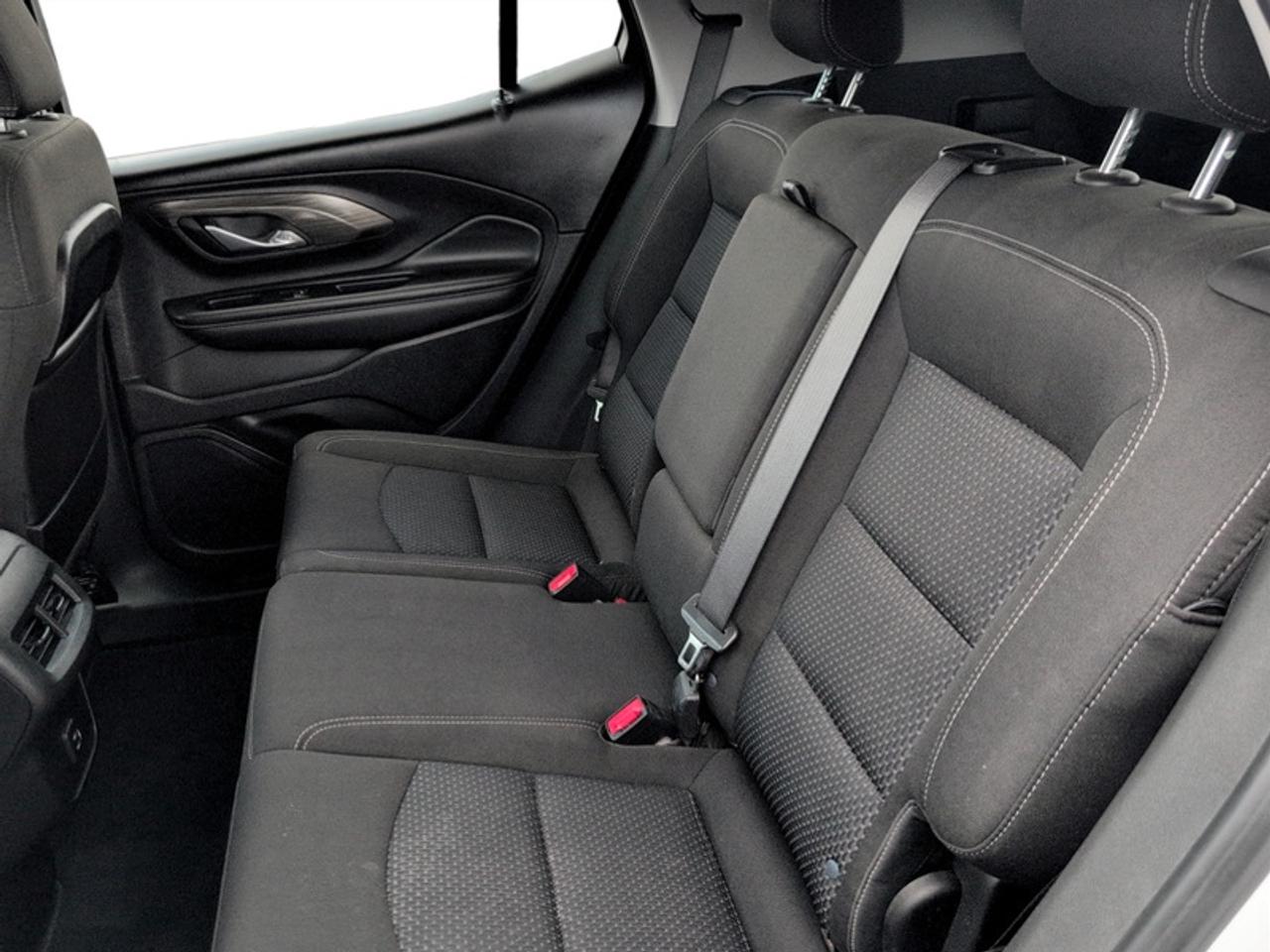 2023 GMC Terrain SLE Photo