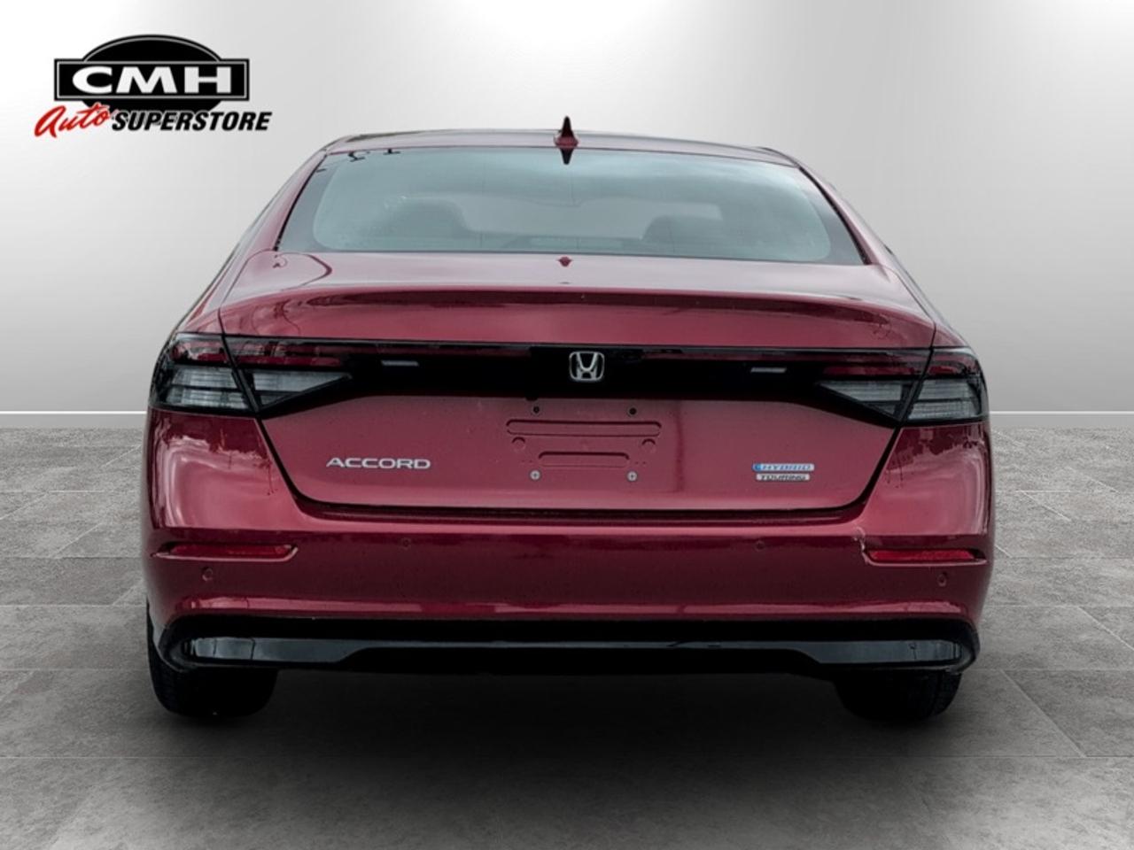 2023 Honda Accord Hybrid Touring  **LOW KMS - HYBRID** Photo