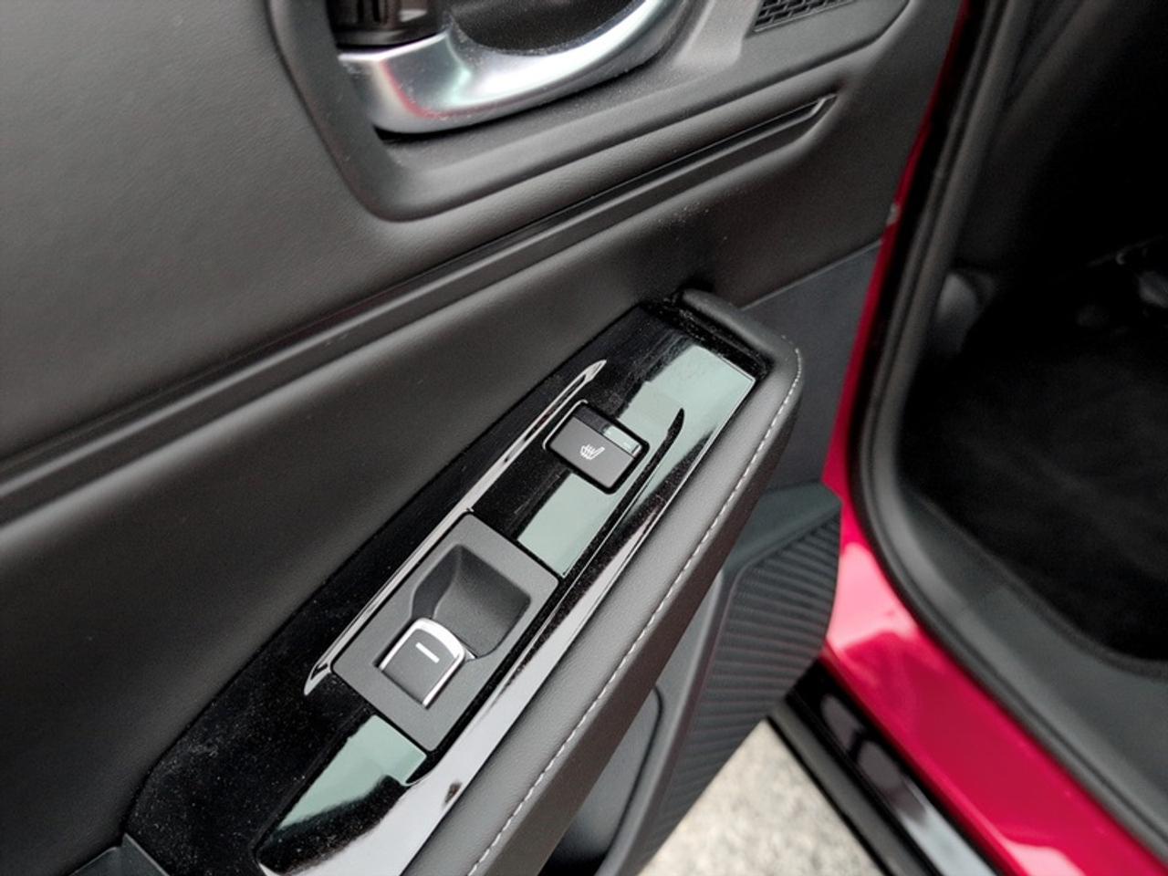 2023 Honda Accord Hybrid Touring  **LOW KMS - HYBRID** Photo