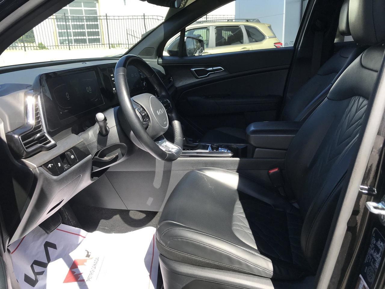 2024 Kia Sportage X-Line AWD Pkg.   No Accidents   Clean Carfax Photo
