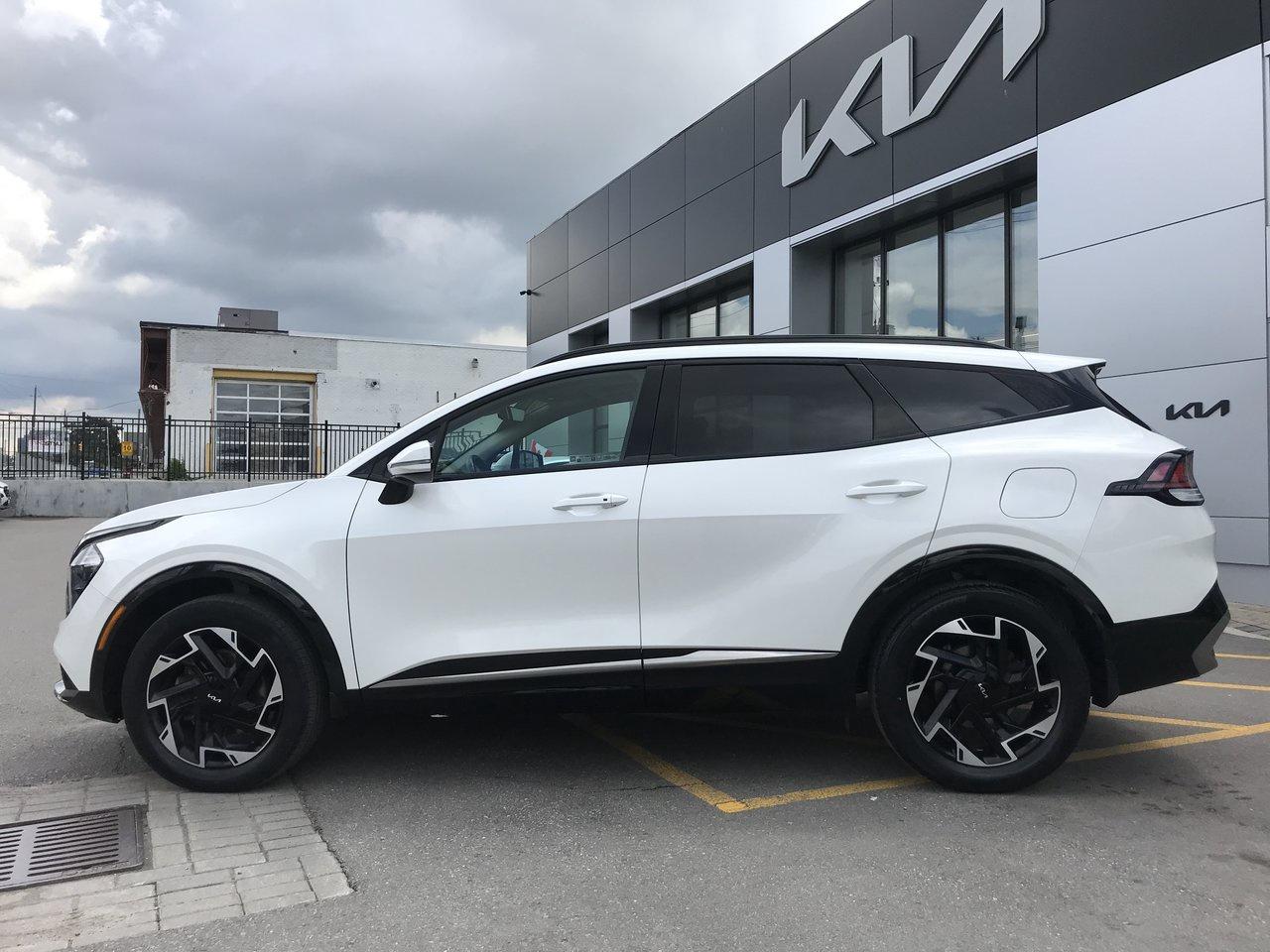 2023 Kia Sportage EX Pkg.   One Owner Photo
