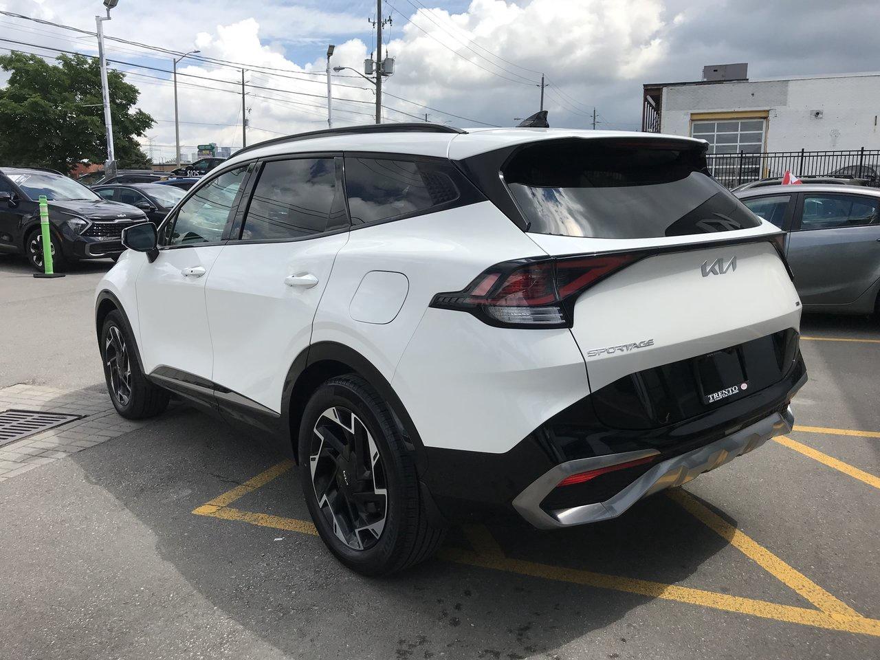 2023 Kia Sportage EX Pkg.   One Owner Photo2