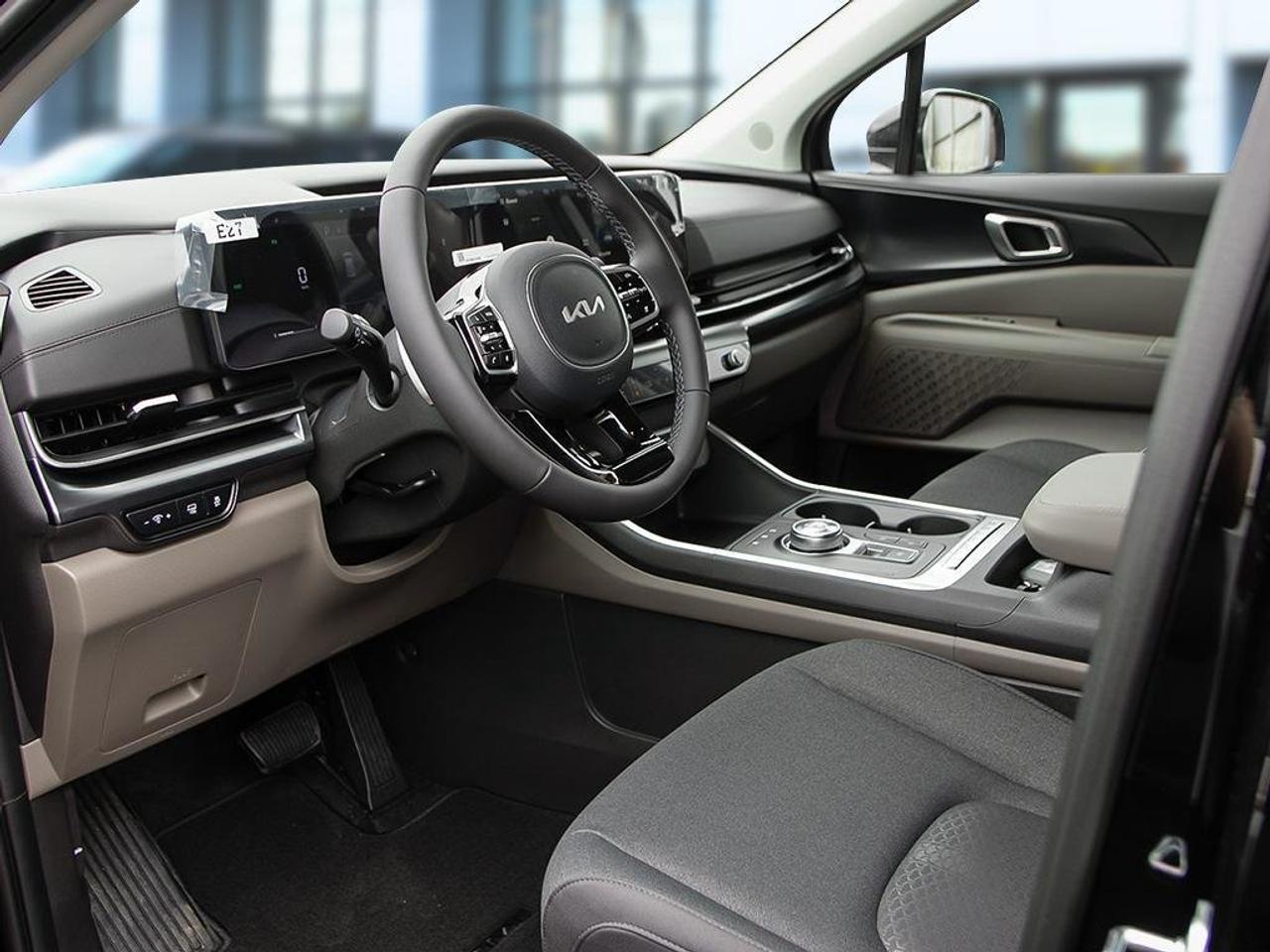 2026 Kia Carnival HEV LX+ Photo