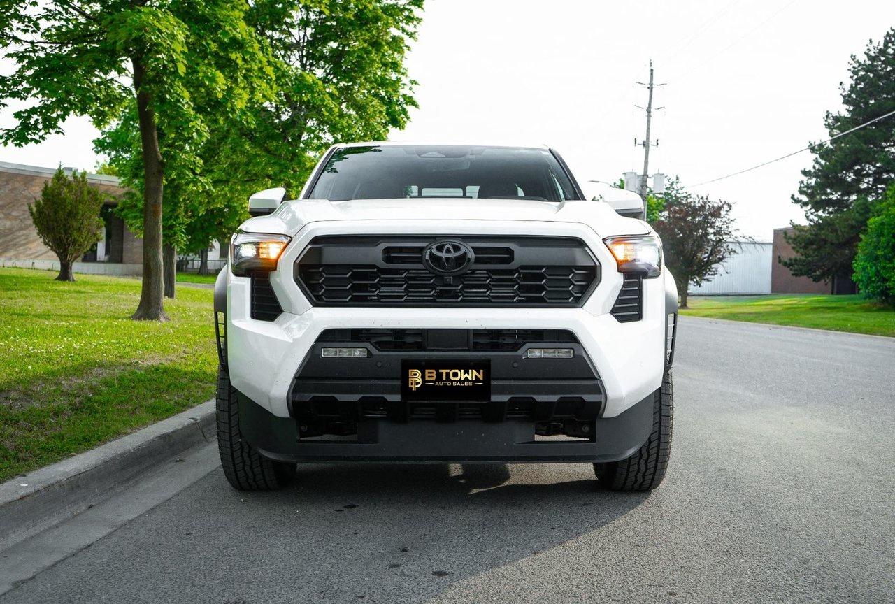 2026 Toyota Tacoma Hybrid Photo