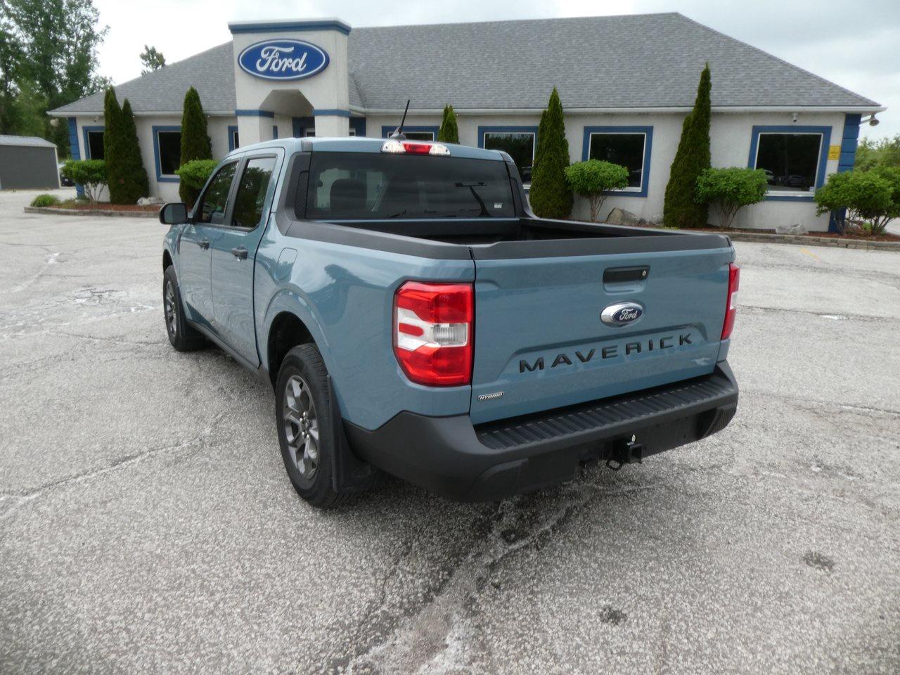 2023 Ford Maverick XLT | Heated Seats | Heated Steering | Backup Cam | Photo