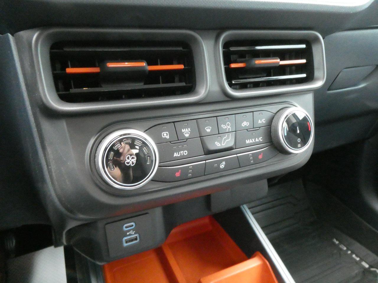 2023 Ford Maverick XLT | Heated Seats | Heated Steering | Backup Cam | Photo