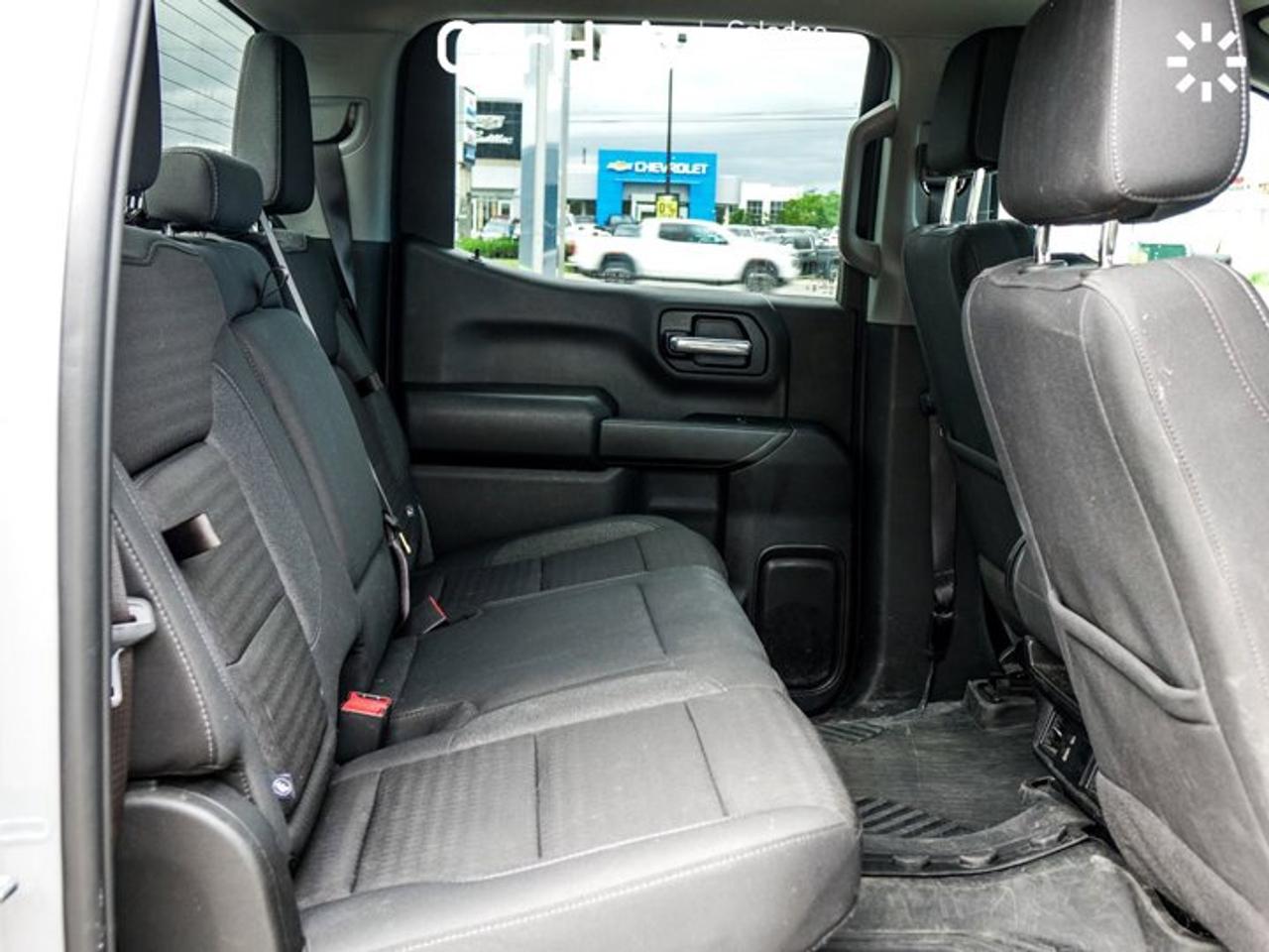 2024 Chevrolet Silverado 1500 Custom Trail Boss 4WD Crew Cab 147" Photo